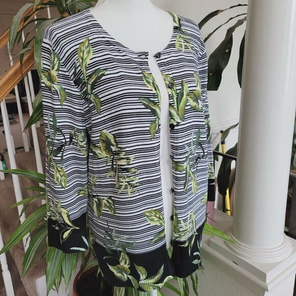 Christopher & Banks Sz Lg Sweater Cardigan Lightweight 3/4 Sleeve Modest Mature - Picture 1 of 10